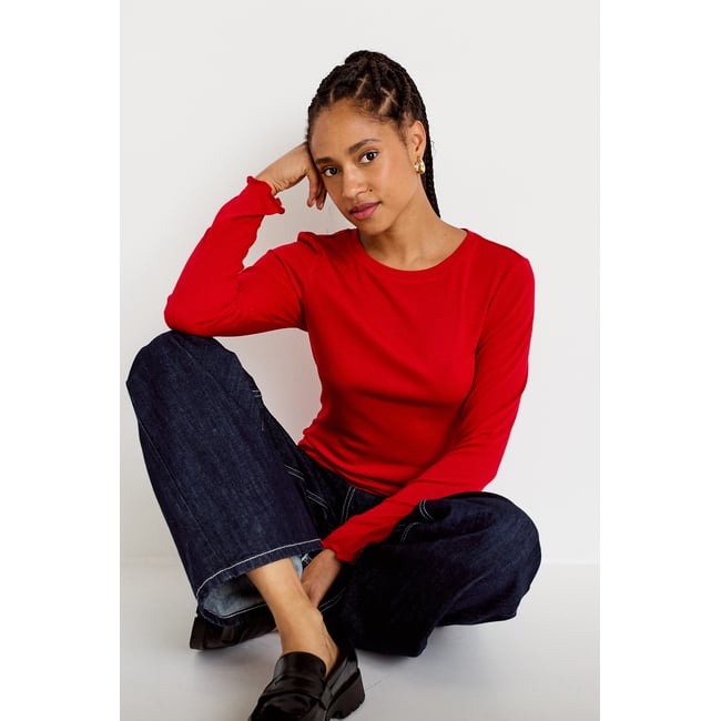T-shirt ajusté col rond manches longues rouge <span itemprop=