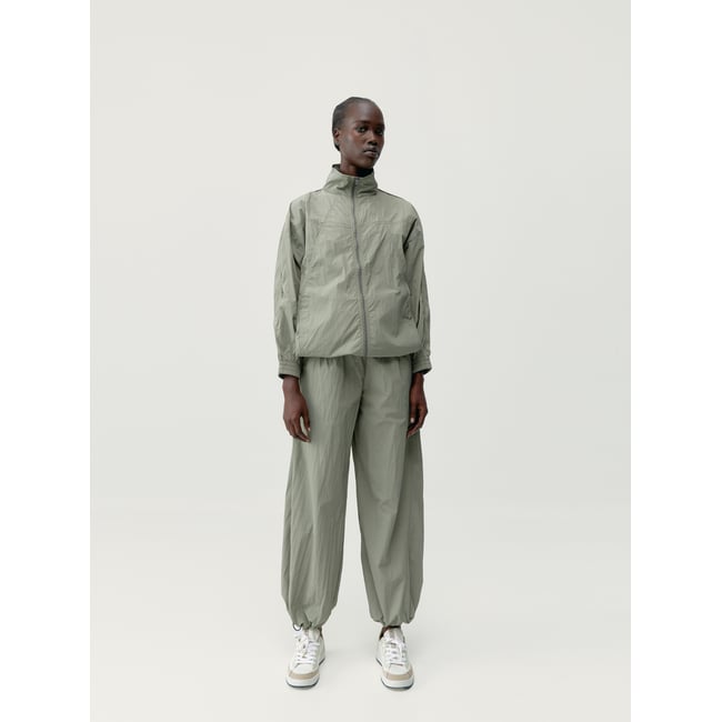Pantalon de sport Performance Athleisure AMARA vert grisâtre <span itemprop=