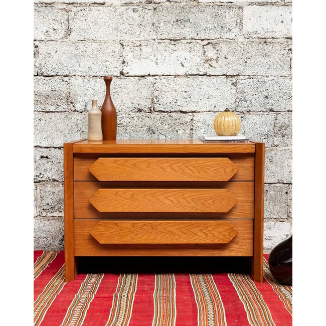 Commode en bois massif Olga N°710 - Bon état Couleur bois clair <span itemprop=