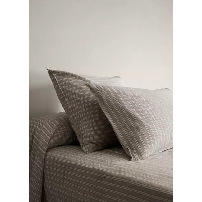 Taie d’oreiller lin coton à rayures 60x60 cm sable <span itemprop=