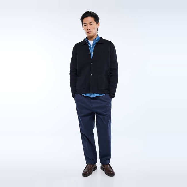 Gilet boutonné en coton noir <span itemprop=