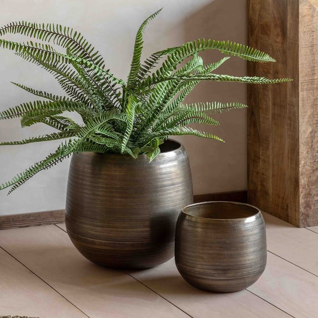Set of 2 Textured Metal Planters, brass, ÉDITÉ