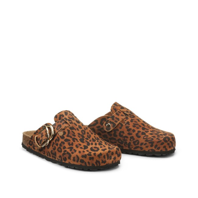 Mules zuecos de piel con estampado de leopardo estampado fondo marrón <span itemprop=