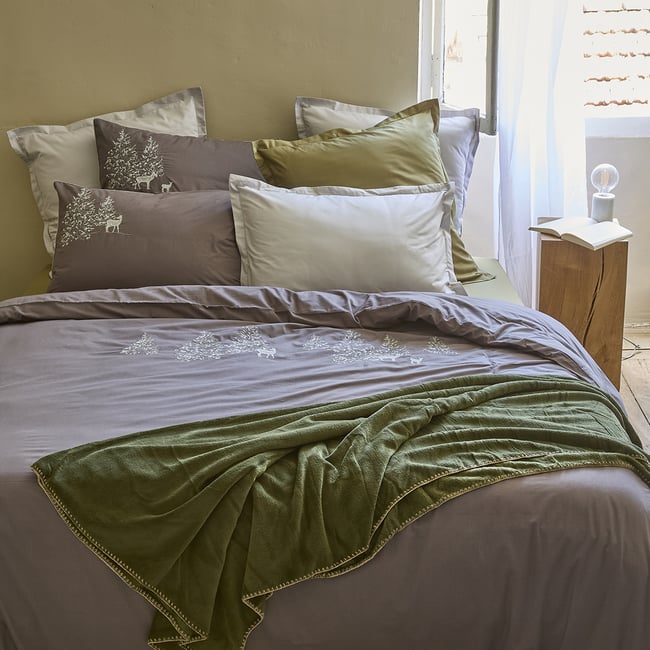 Housse de couette brodée TRESOR DES FORETS gris écorce <span itemprop=