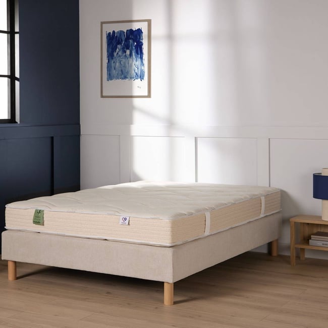 Matelas Roxane 100% latex ferme 7 zones H22 cm Couleur blanc <span itemprop=