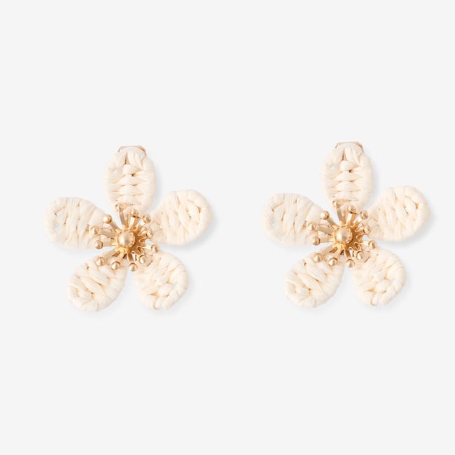 Boucles d'oreilles clips - fleurs en raphia ivoire ivoire <span itemprop=