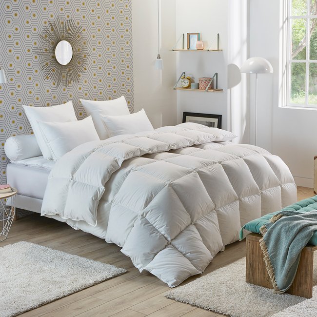Couette Tradition CHAUDE - 50% Duvet de Canard Couleur blanc <span itemprop=