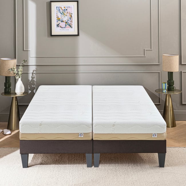 Matelas Mémoire de forme 24 cm ONDULATO - Accueil moelleux, soutien ferme Couleur blanc <span itemprop=