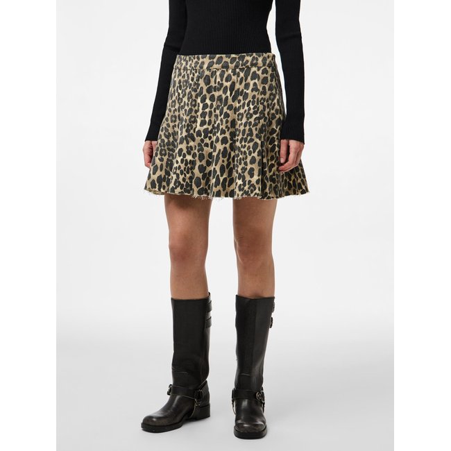 PCJUNIA - DENIM PLISSÉ LÉOPARD Mini-jupe nomad <span itemprop=