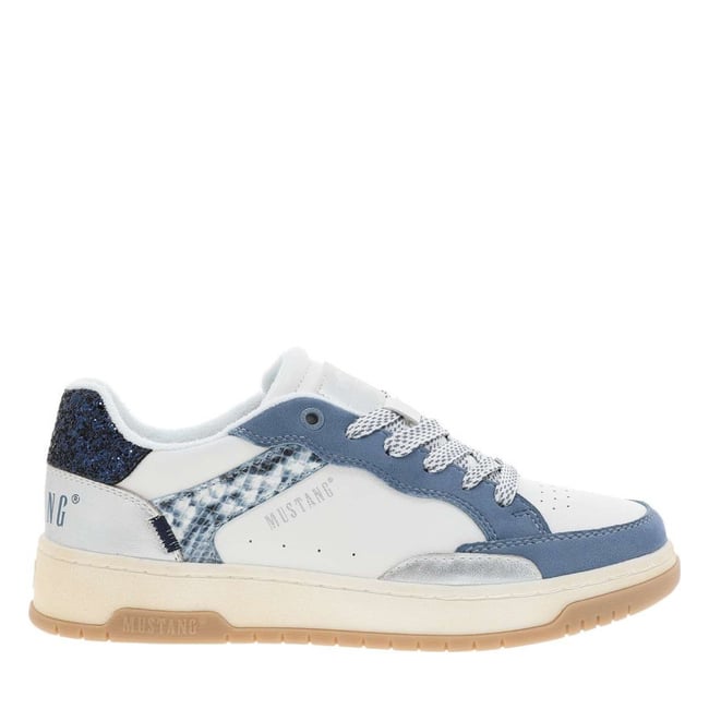 Sneakers bleues à talon plat avec un patch de la marque sur la languette - MUSTANG