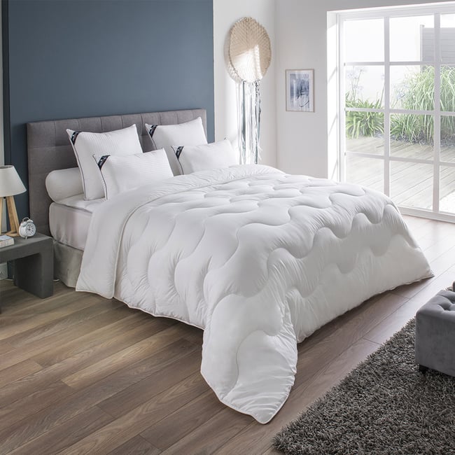 Couette Volga  - CHAUDE Couleur blanc <span itemprop=