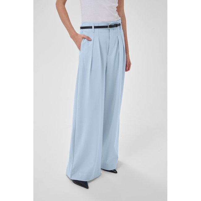 Pantalon casual coupe ample bleu cashmere blue <span itemprop=