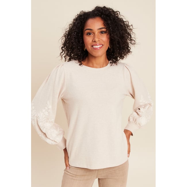 Pull duveteux col rond manches longues creme <span itemprop=