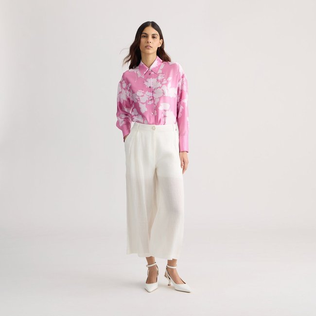 Chemise en satin rose <span itemprop=