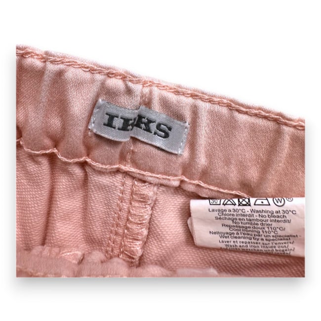 Short bébé - Très bon état rose <span itemprop=
