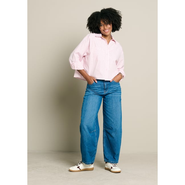 Jean barrel taille normale medium blue <span itemprop=