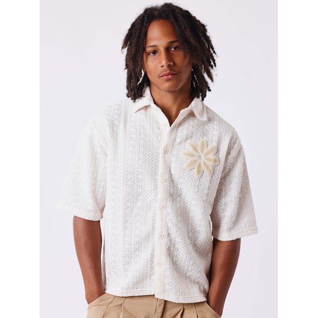 Chemise brodée ajourée avec fleur crème camel <span itemprop=