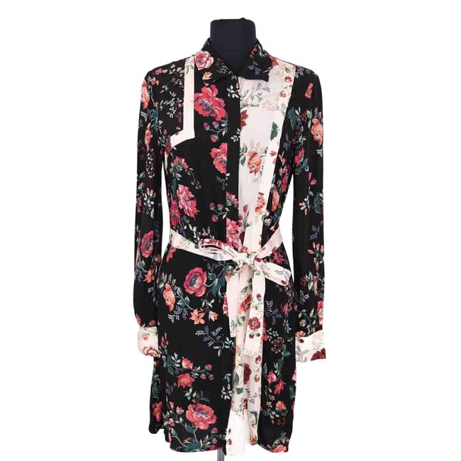 Robe - Très Bon État noir <span itemprop=