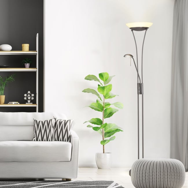 Lampadaire    FINN Couleur argenté <span itemprop=