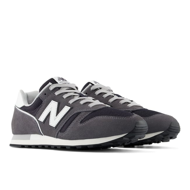 Baskets 373 gris <span itemprop=