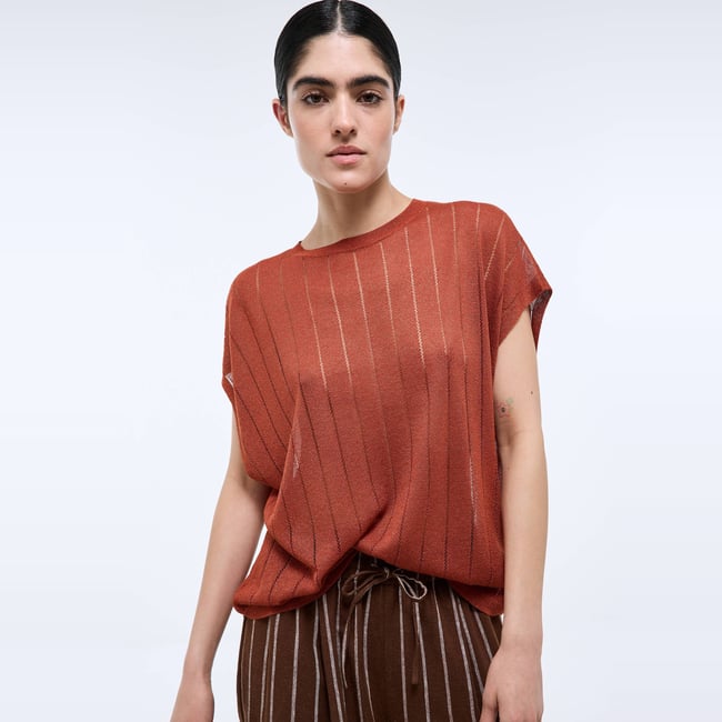 Pull sans manches détails ajourés fez <span itemprop=