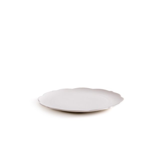 White porcelain dessert plates online