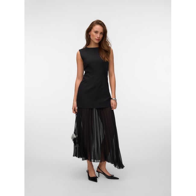 Robe black 1 <span itemprop=