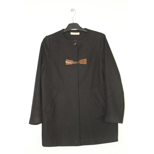 Manteau - Très bon état noir <span itemprop=