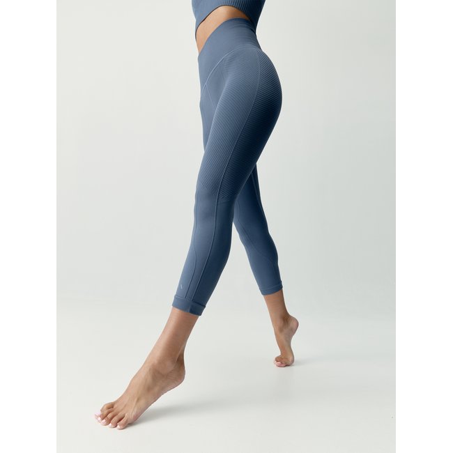 Legging de sport Capri Seamless DEVIKA - BORN