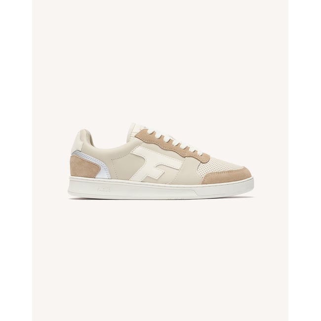 Baskets basses cuir suede HAZEL crème et argentée <span itemprop=