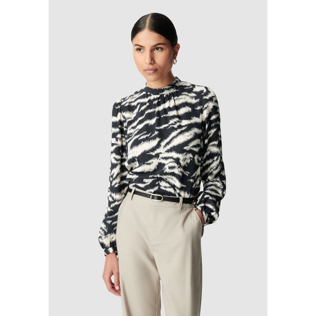 Blouse imprimé zèbre noir <span itemprop=