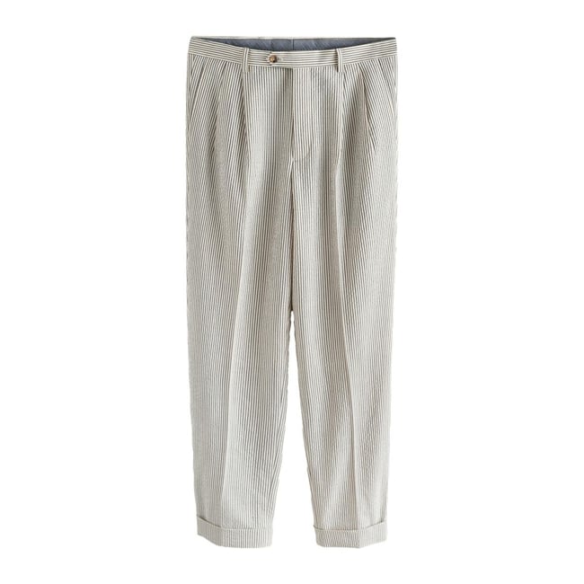 Pantalon de costume plissé en seersucker rayé écru <span itemprop=