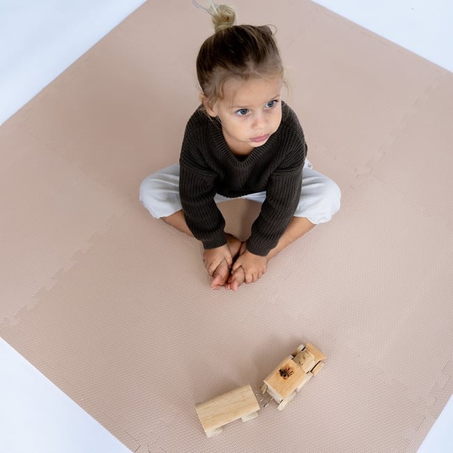 Tapis de jeu mousse uni CLASSIC PLAYMAT - BLUSH Couleur blush <span itemprop=