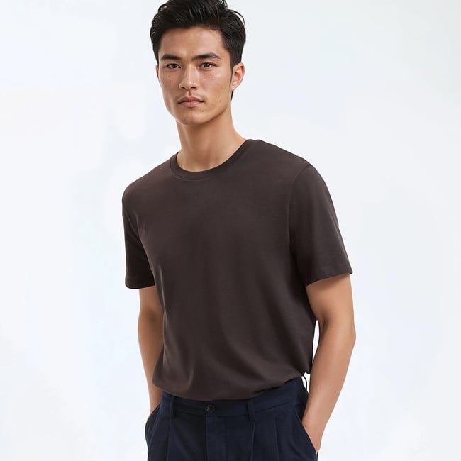 T-shirt col rond manches courtes, en jersey de coton marron <span itemprop=