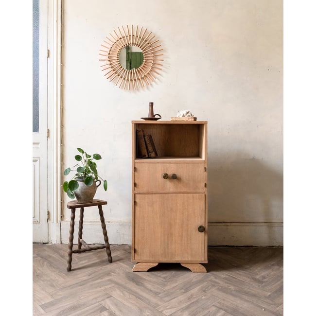 Petit buffet haut en bois Gilbert N°1747 - Bon état Couleur bois clair <span itemprop=