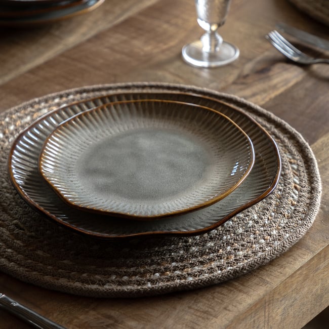 Set of 4 Harville Ridged Side Plates in Stone, brown              , ÉDITÉ