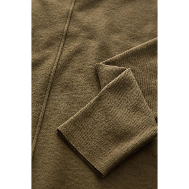 Pull ras du cou côtelé confortable et doux vert olive kaki <span itemprop=