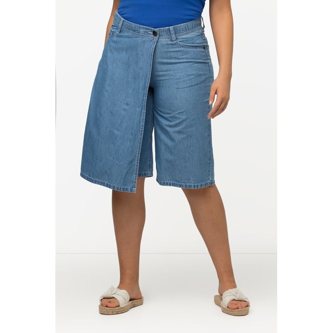 Short Mary en jean. Coupe 5 poches bleu jean <span itemprop=
