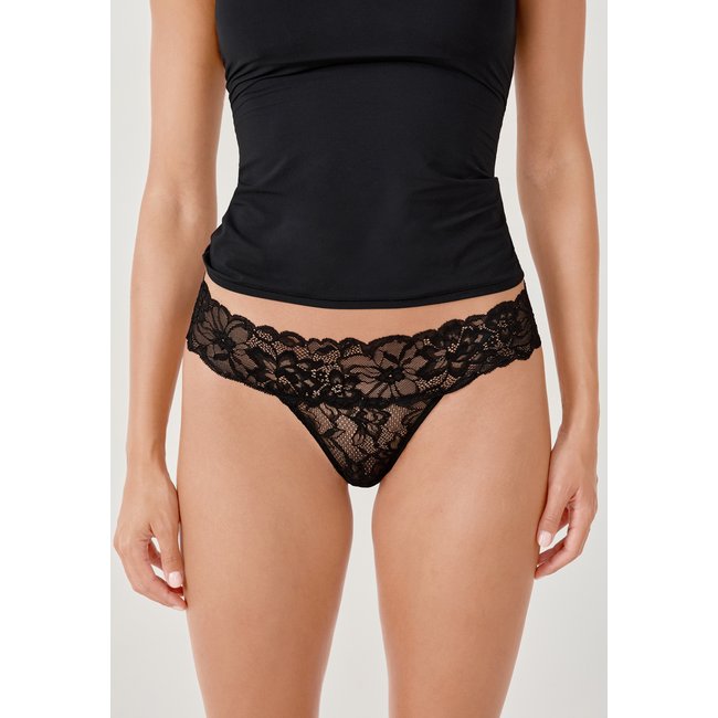 String en dentelle SWEET noir <span itemprop=