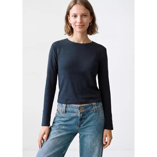 T-shirt à manches longues avec boutons décoratifs bleu marine <span itemprop=
