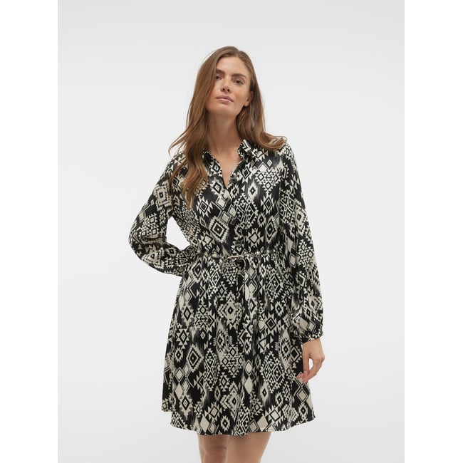 Robe Chemise VMGEMA Robe courte noire - black <span itemprop=