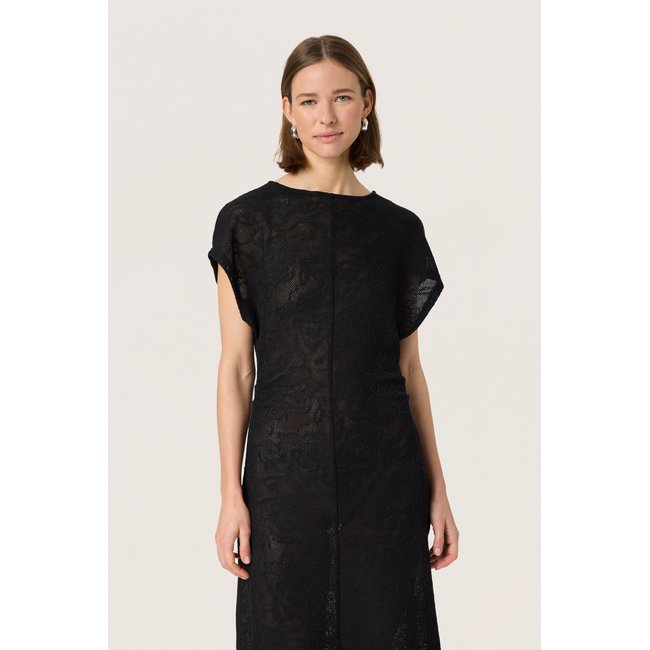 Robe noir <span itemprop=