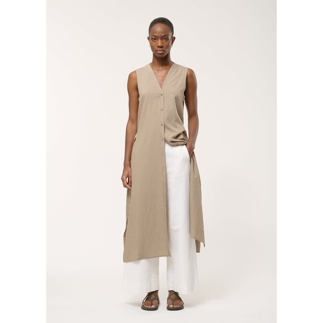 Robe boutonnée à fines rayures taupe <span itemprop=
