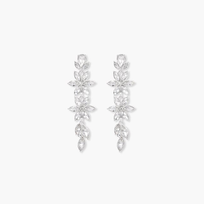 Boucles d'oreilles clips - fleurs pendantes strassées argenté <span itemprop=