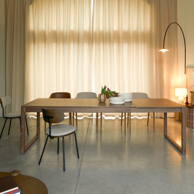 Table à manger, ARTO Couleur marron <span itemprop=
