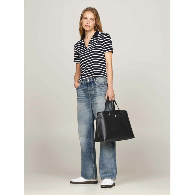 Tasche mit Henkel schwarz <span itemprop=