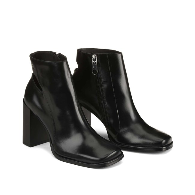 Stiefeletten, Leder schwarz <span itemprop=