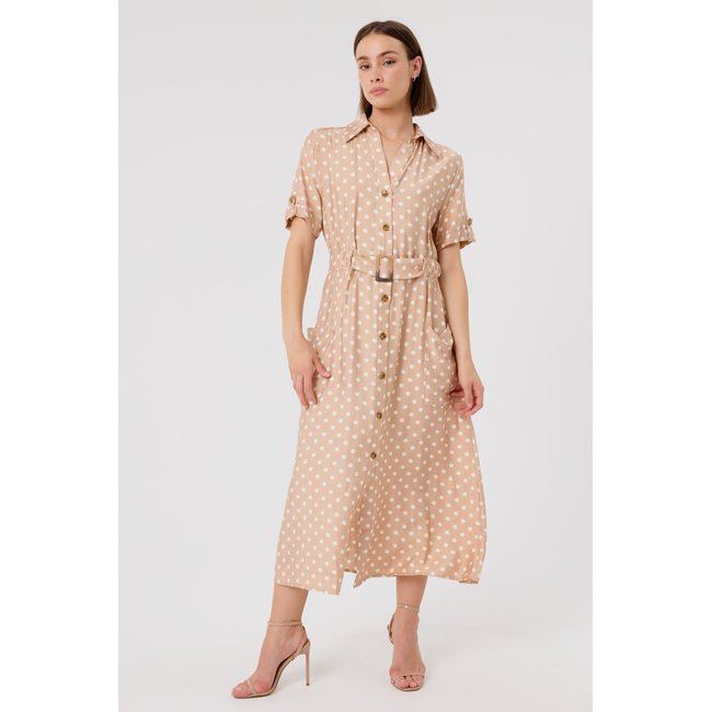 Robe longue à pois avec ceinture ajustable ELARA beige <span itemprop=
