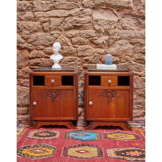 Paire de chevets Art déco Odile N°1261 - Bon état Couleur bois foncé <span itemprop=