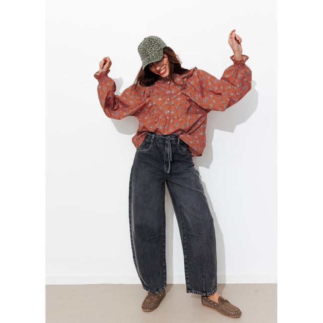 Chemise fleurie imprimé vieux rose <span itemprop=